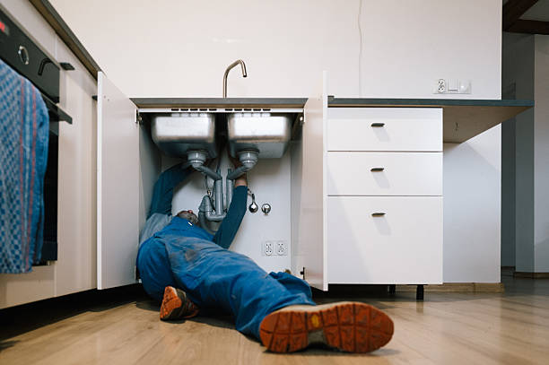 Professional Leak Detection technician working in Sperry, OK